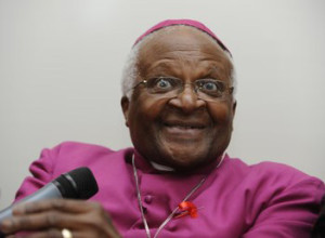 Desmond Tutu a la Celebració Ecumènica de Servei de la Catedral de Copenhaguen, a Dinamarca, 2009. CMI/Peter Williams. 